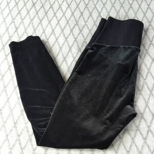 Gap Maternity Black Velvet Leggings‎ Size S